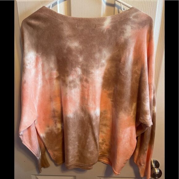 Sanctuary tan and peach tie dye sweater sz M - Picture 2 of 5